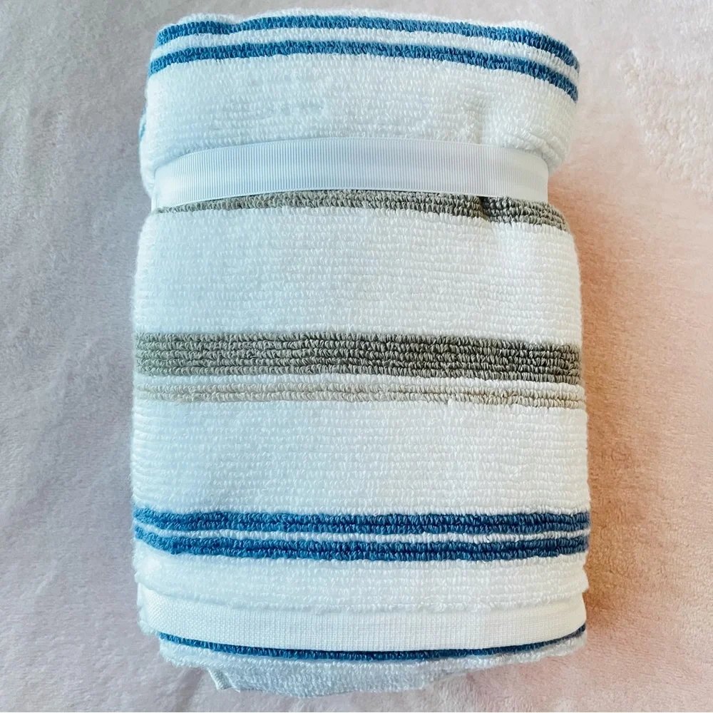 NWT 2PK New Brooks Brothers Hand Towel Zero Twist 18X28 inch